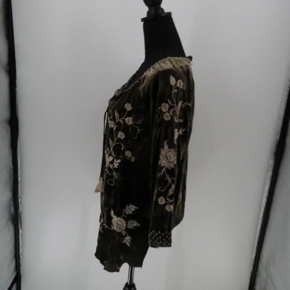 JOHNNY WAS Millie Velvet Peasant Blouse - Picture 4 of 10